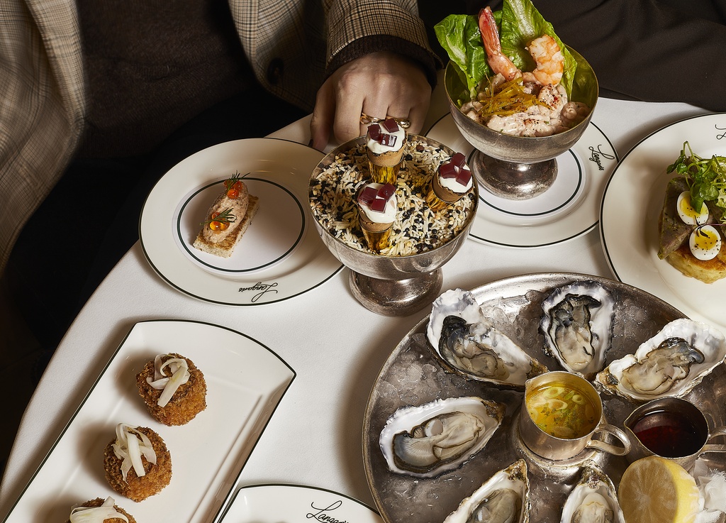 LANGANS_06_01_261878